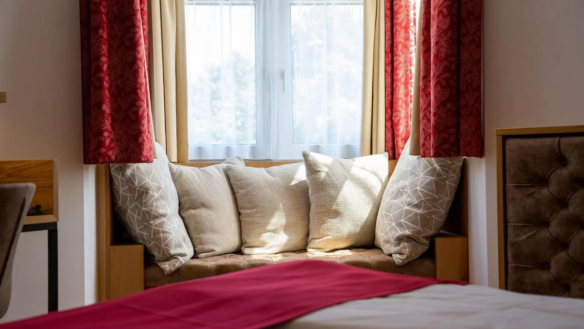 Park Hotel Laim Munich 4*,